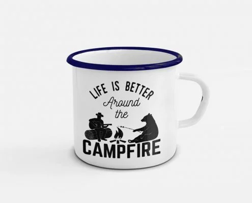 life is better around a campfire blanco
